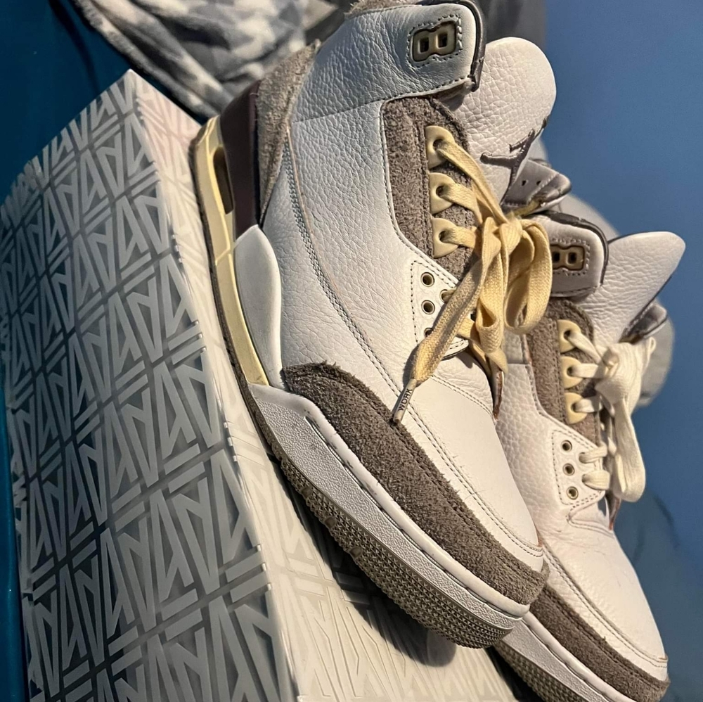 Jordan 3 - A Ma Maniere Size 12 Men/13.5 Women